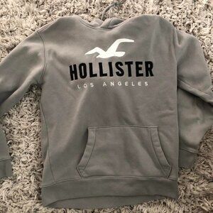 Soft and comfortable Hollister Co. hoodie in grey and white